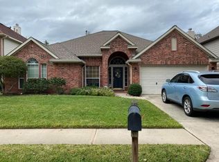 8318 Hayden Cove Dr, Tomball, TX 77375