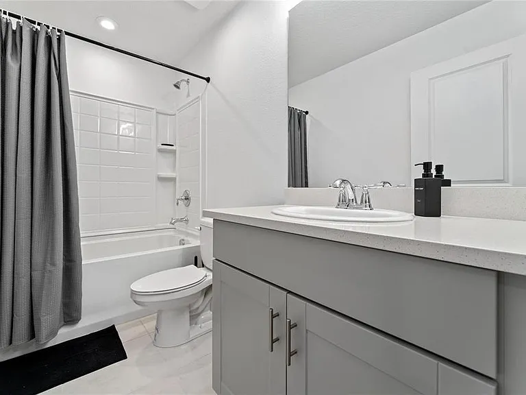 2125 Crystal Bell St — Photo 33