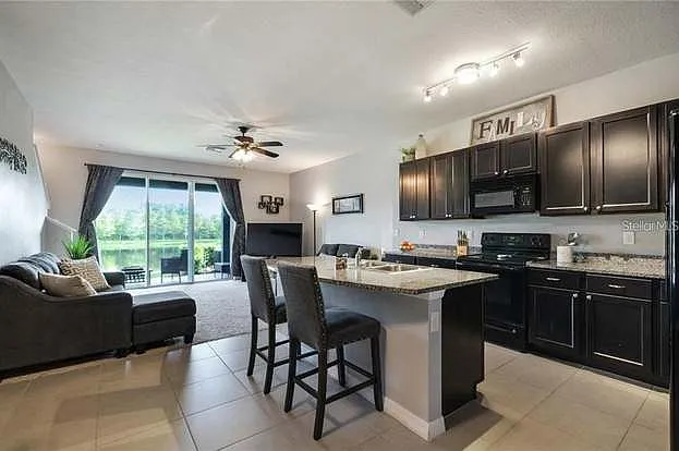 8852 Indigo Trail Loop — Photo 2