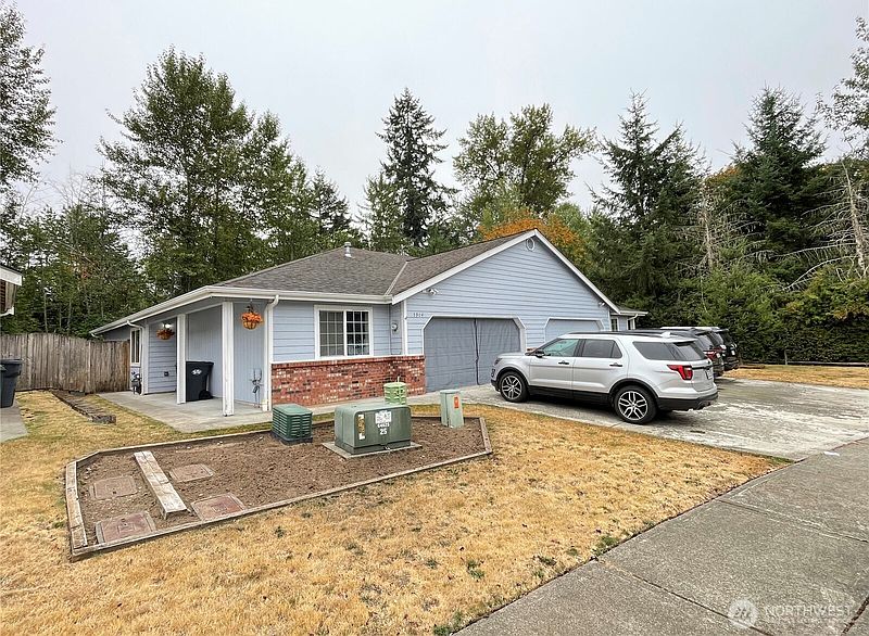 4th image of 5902 115th Street E