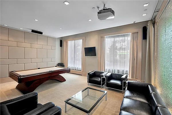 Sold by Compass | media 23