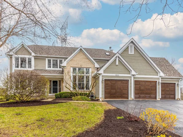1800 Darnell St, Libertyville, IL 60048