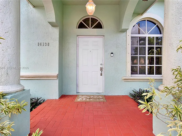14138 SW 164th Ter — Photo 13