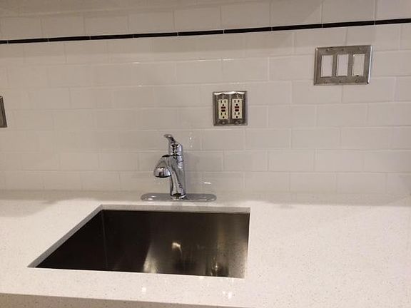 4th image of 837 N La Fayette Park Pl APT B