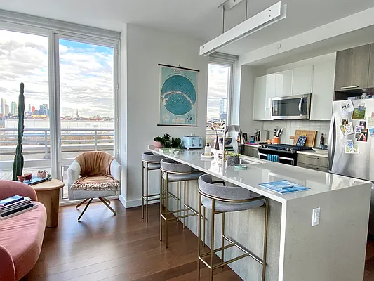 Rented by NY Living Solutions | media 7