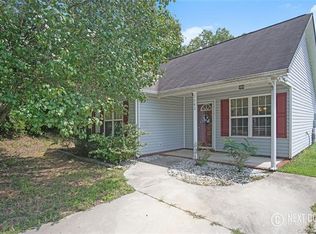 1043 Helms Rd, Charlotte, NC 28214