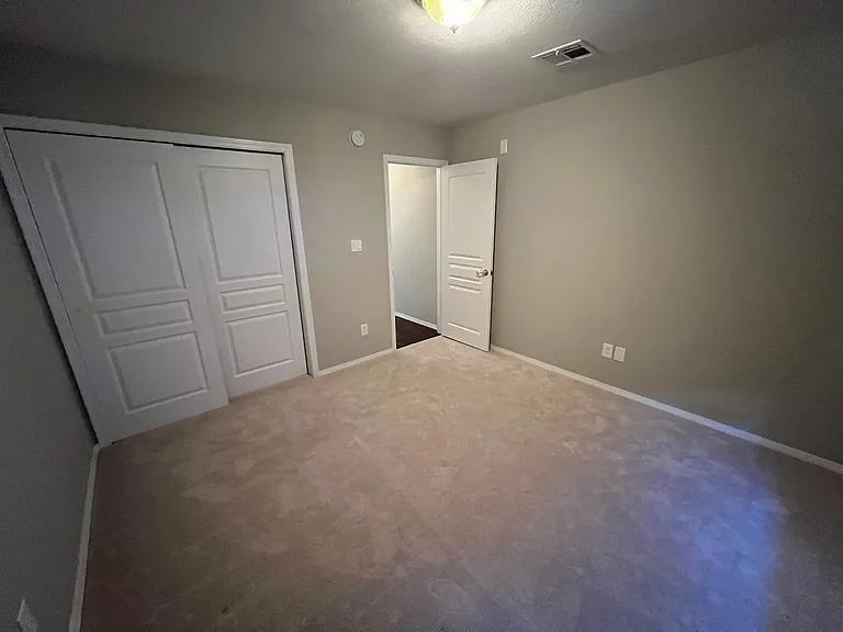 323 Camino Real — Photo 36