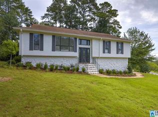 2300 Locke Ln, Hoover, AL 35226