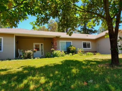 384 Oak Ranch Rd, Grants Pass, OR, 97526