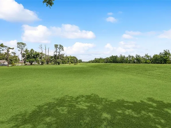 140 Michael Dr, Des Allemands, LA 70030