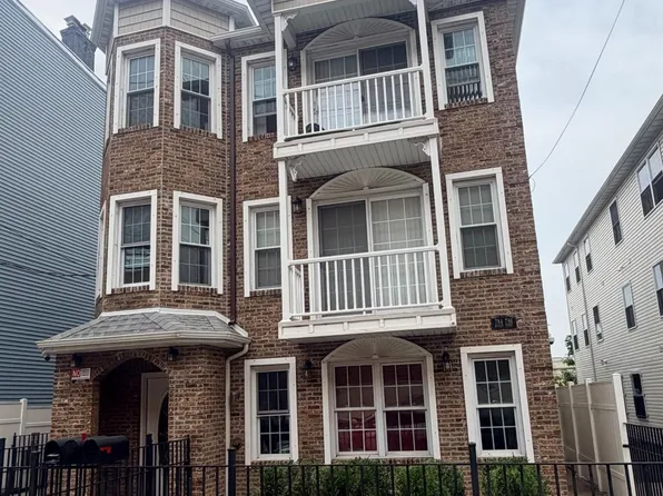 784 Bergen St, Newark, NJ 07108
