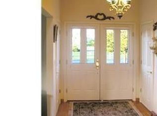 107 Racehorse Ln, Columbus, NJ 08022