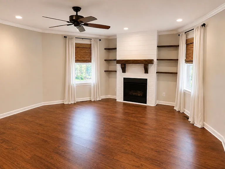 876 W Point Rd — Photo 4