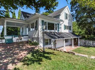 8009 Petersburg Rd, Evansville, IN 47725