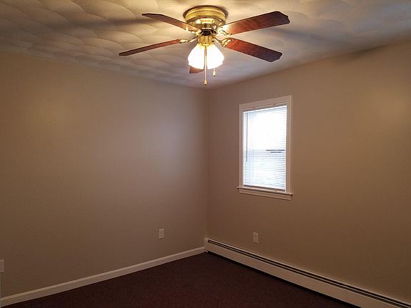 3rd image of 593 Wood St #3