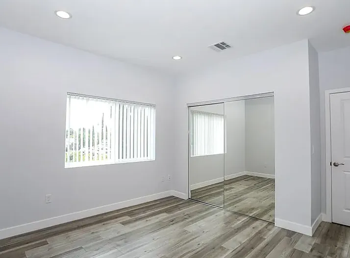 12610 Vanowen St #2 — Photo 9