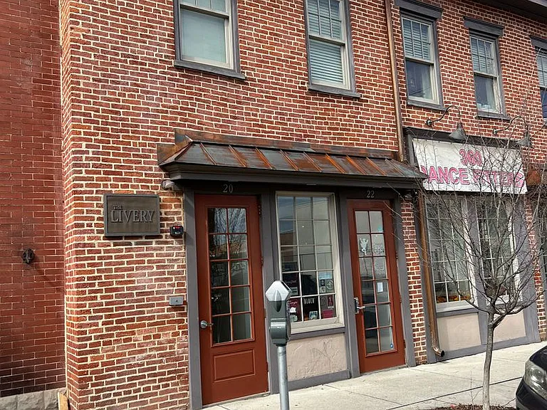20-22 N Pitt St — Photo 1
