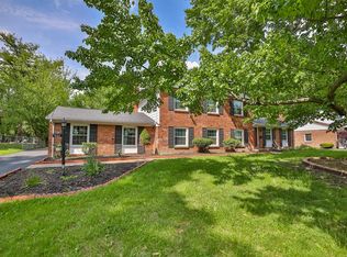 650 Flagstaff Dr, Cincinnati, OH 45215