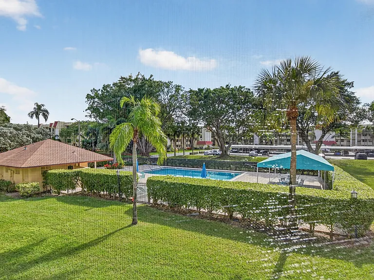 23345 Carolwood Ln #205 — Photo 50