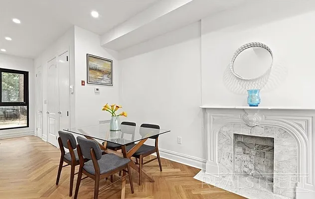 Rented by Real Street Inc | media 2