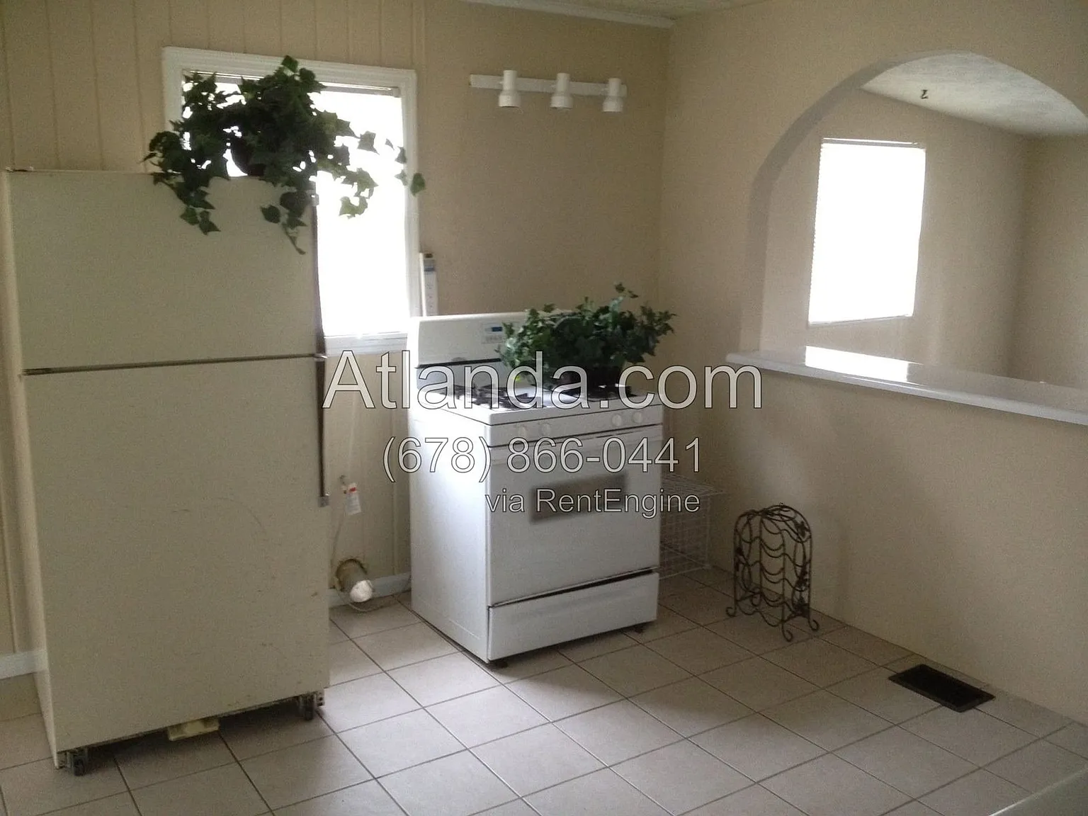 3 bed, 1.0 bath, 1100 sqft, $1,750 — Photo 4
