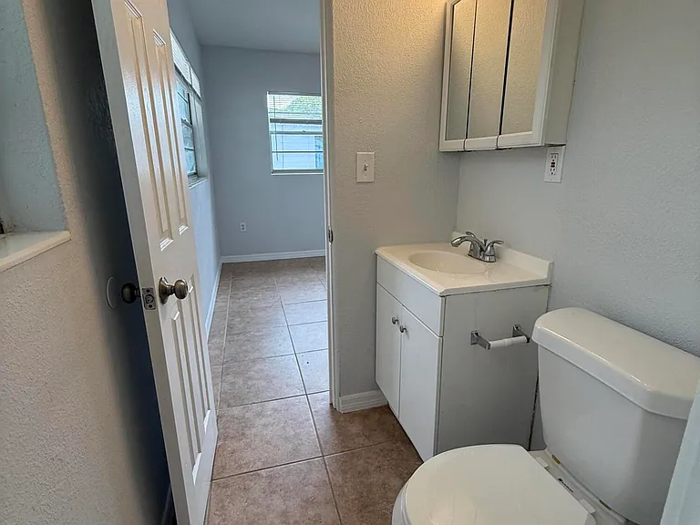 420 N Fiske Blvd — Photo 25