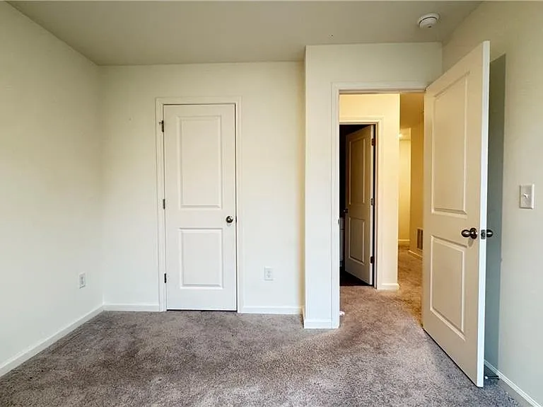 204 Fenchurch Way — Photo 15