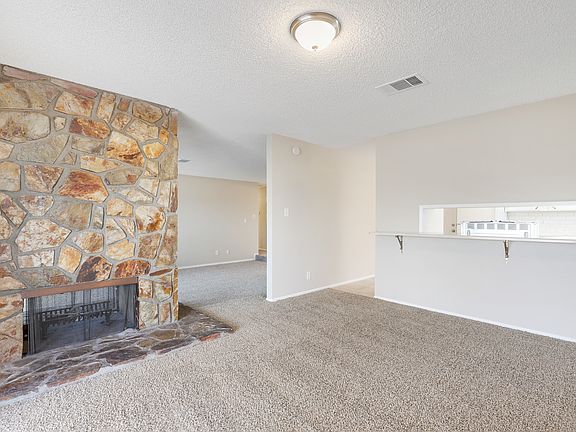 5th image of 4524 El Playa Dr
