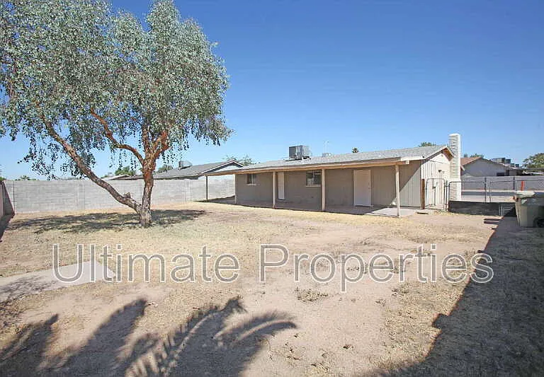 6755 W Montebello Ave — Photo 21