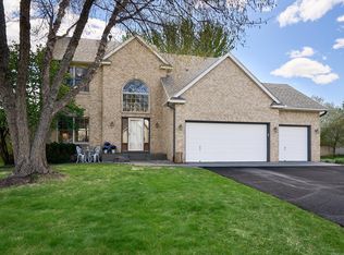 9950 Lee Dr, Eden Prairie, MN 55347