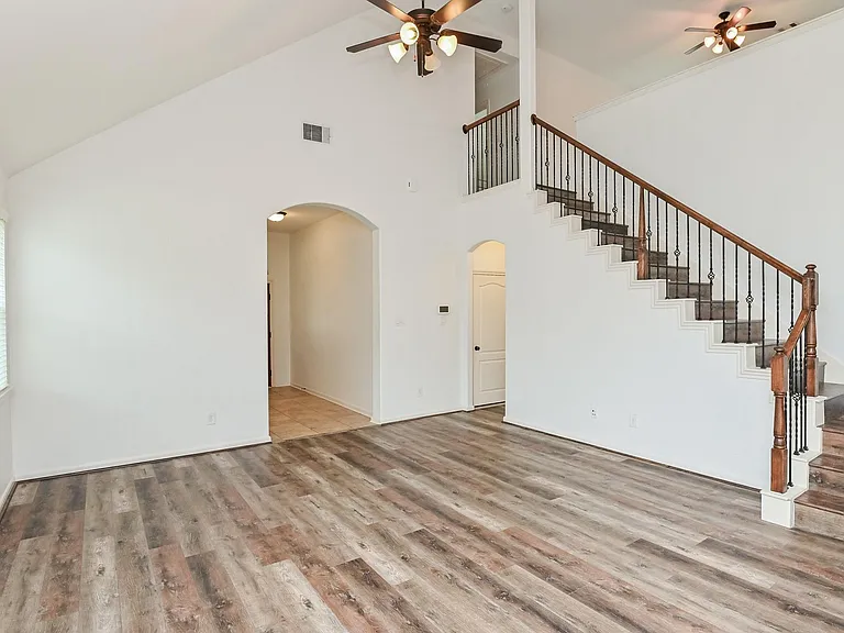 6026 Baileys Run Ln — Photo 10