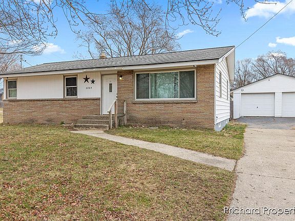 3rd image of 2864 Wallace Ave SW