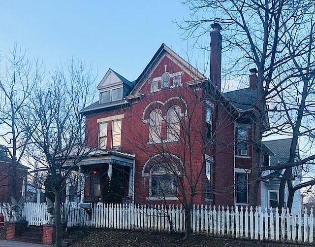 1st image of 930 Franklin Ave