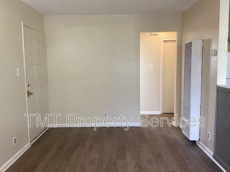 2743 2nd Ave #6 — Photo 14