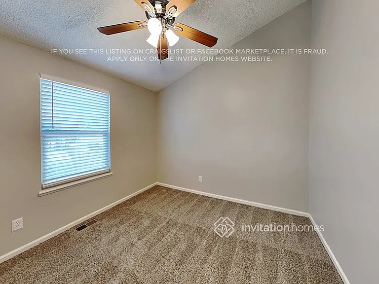 4549 Anvil Dr — Photo 15