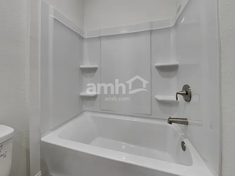 11440 Bay Hill Cir — Photo 18