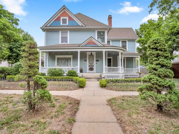 215 S Walnut St, McPherson, KS 67460