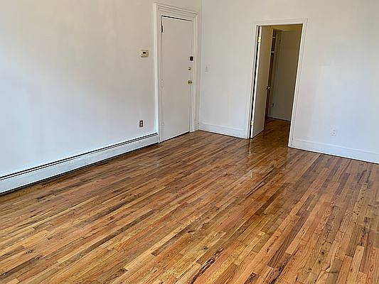 3rd image of 1112 Bedford Ave #2