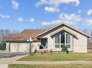 1215 3rd St NE, Oelwein, IA 50662