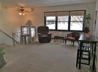 10017 Irwin Rd, Bloomington, MN 55437