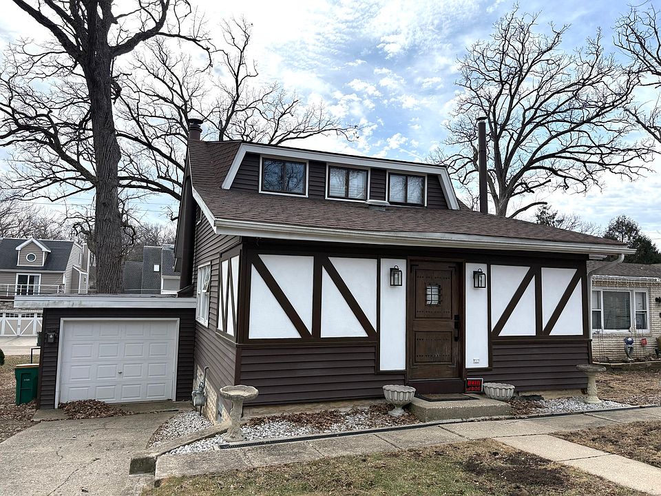 1st image of 19393 W Fairview Dr