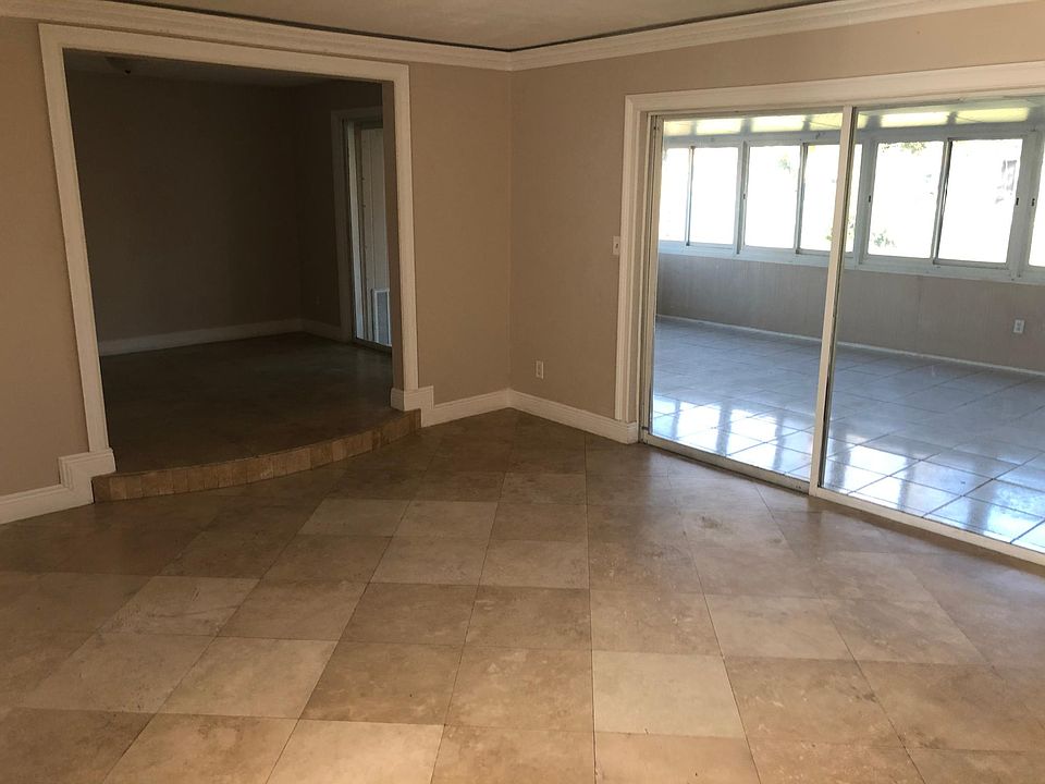 1st image of 113 Capehart Dr