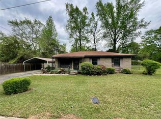 2218 Battle St, Tuskegee Institute, AL 36088