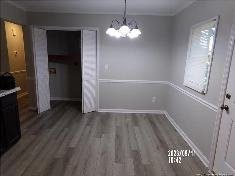 118 Girard Ave — Photo 6