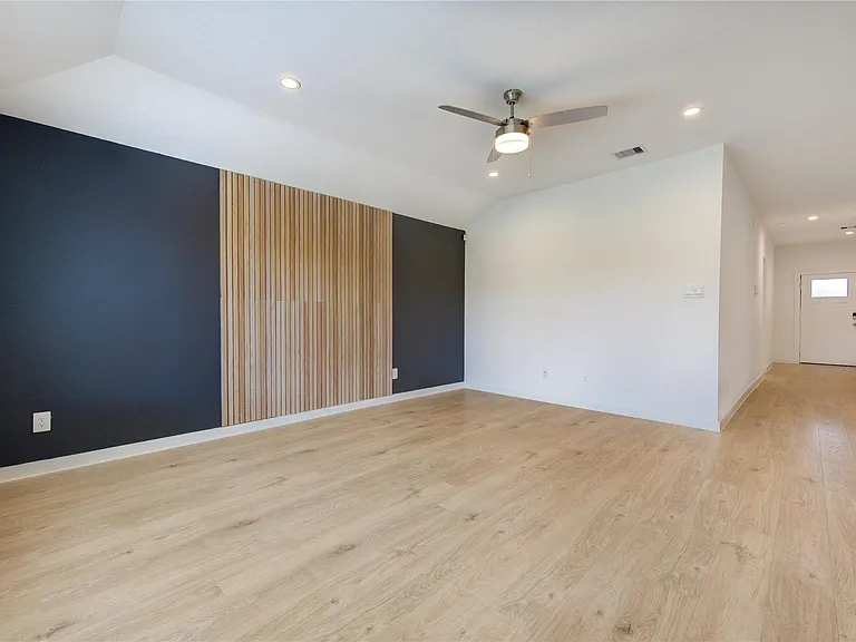 29910 Ousel Falls Ln — Photo 23