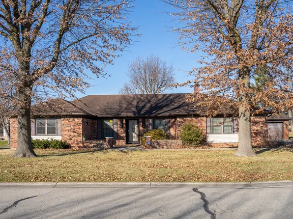 23 Morton Way, Batesville, IN 47006