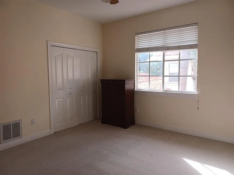 Sandpiper Ln S — Photo 16