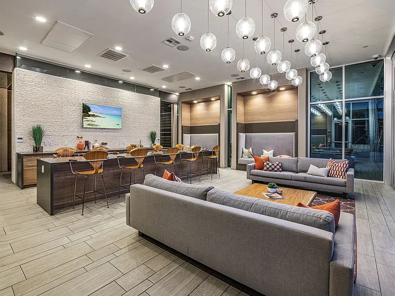 Broadstone Scottsdale Quarter — Photo 17