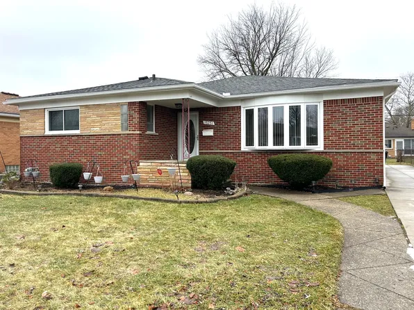 15251 Rosemary Ave, Oak Park, MI 48237