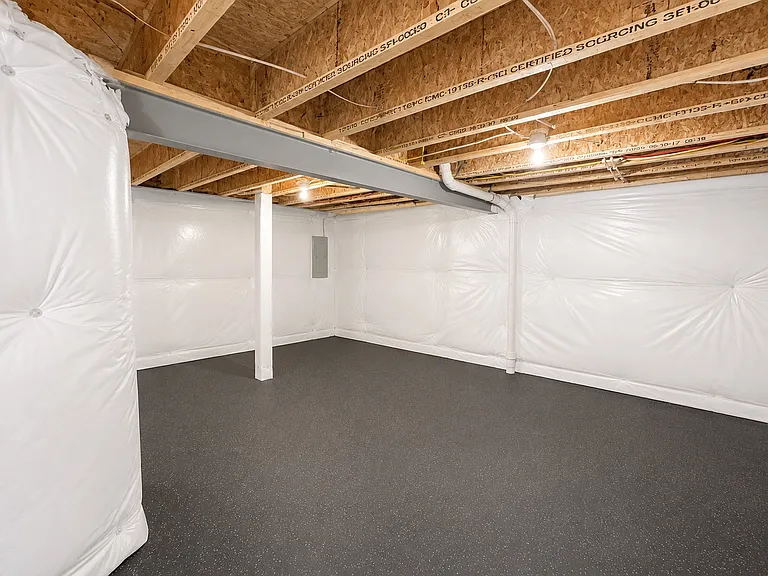 185 Verbena Dr — Photo 48